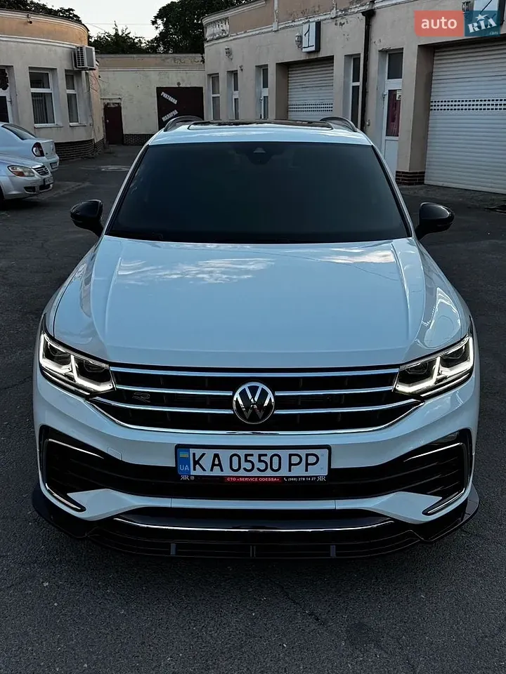 Volkswagen Tiguan Allspace 2024 photo 3