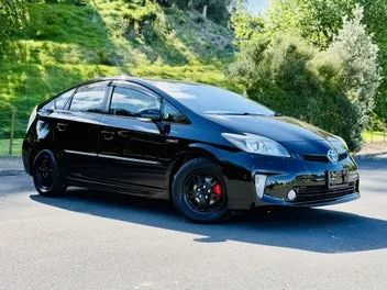 Toyota Prius 2015 photo 2
