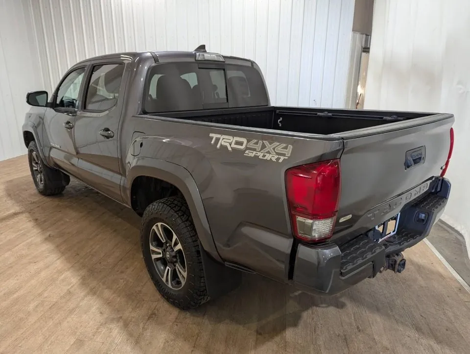 Toyota Tacoma 2017 photo 5