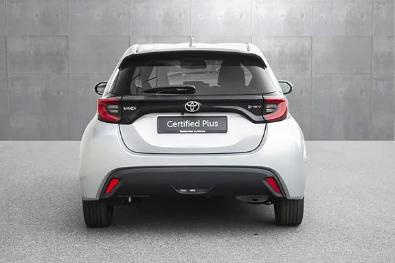 Toyota Yaris 2024 photo 3