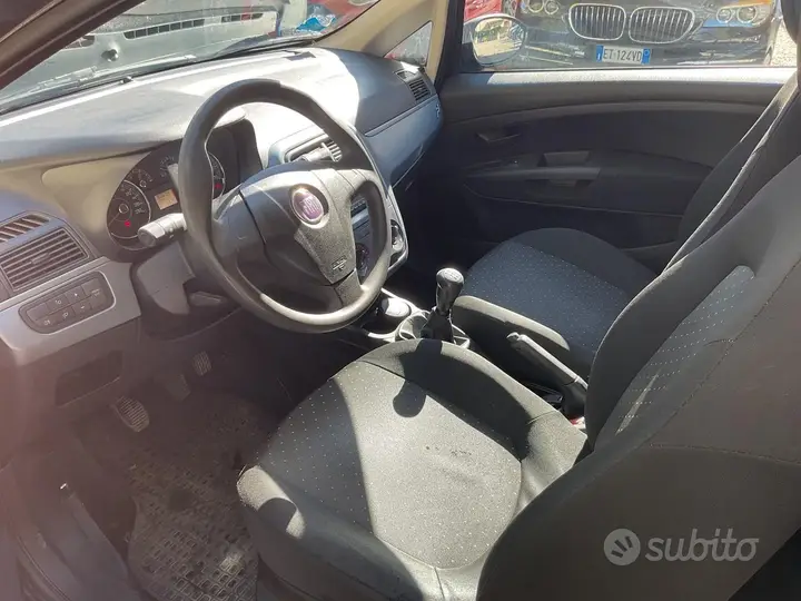 Fiat Grande Punto 2008 photo 5