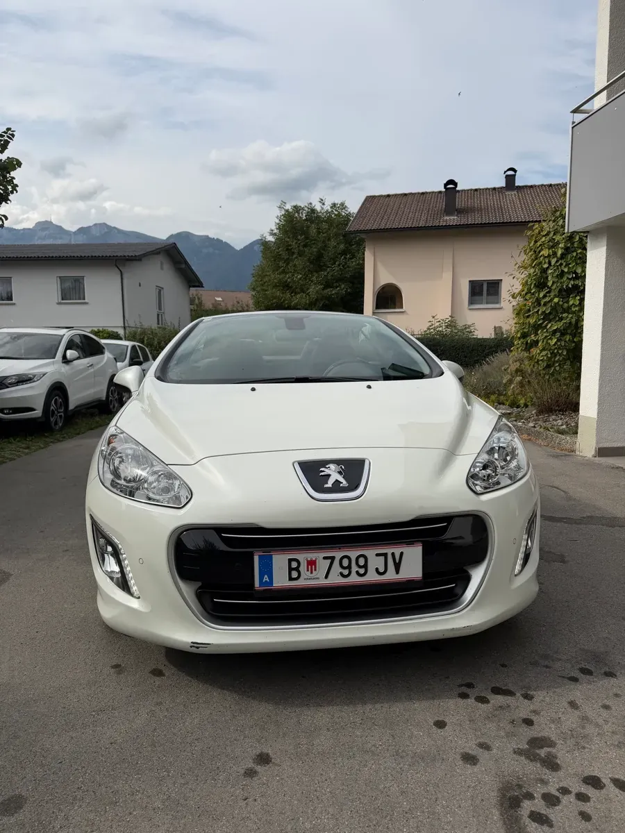 Peugeot 308 2013 photo 3