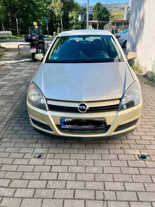Opel Astra H