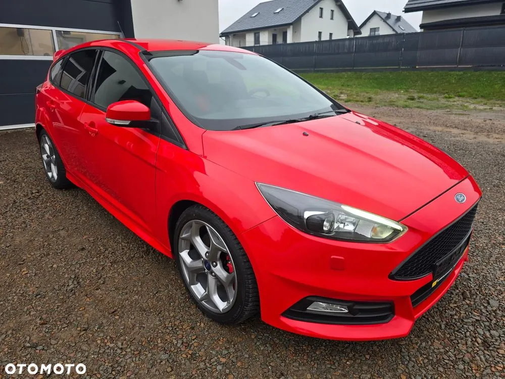 Ford Focus 2015 photo 2