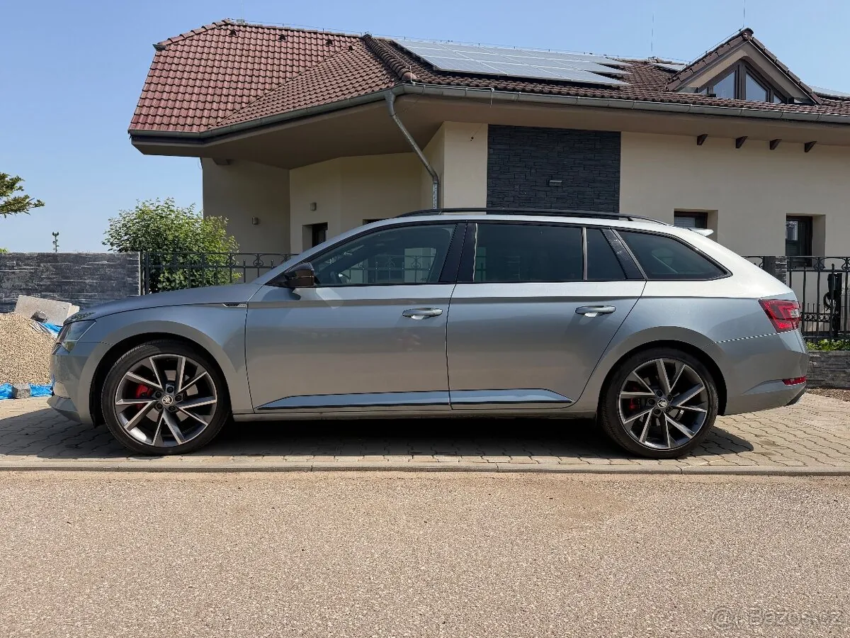 Skoda Superb 2018 photo 4