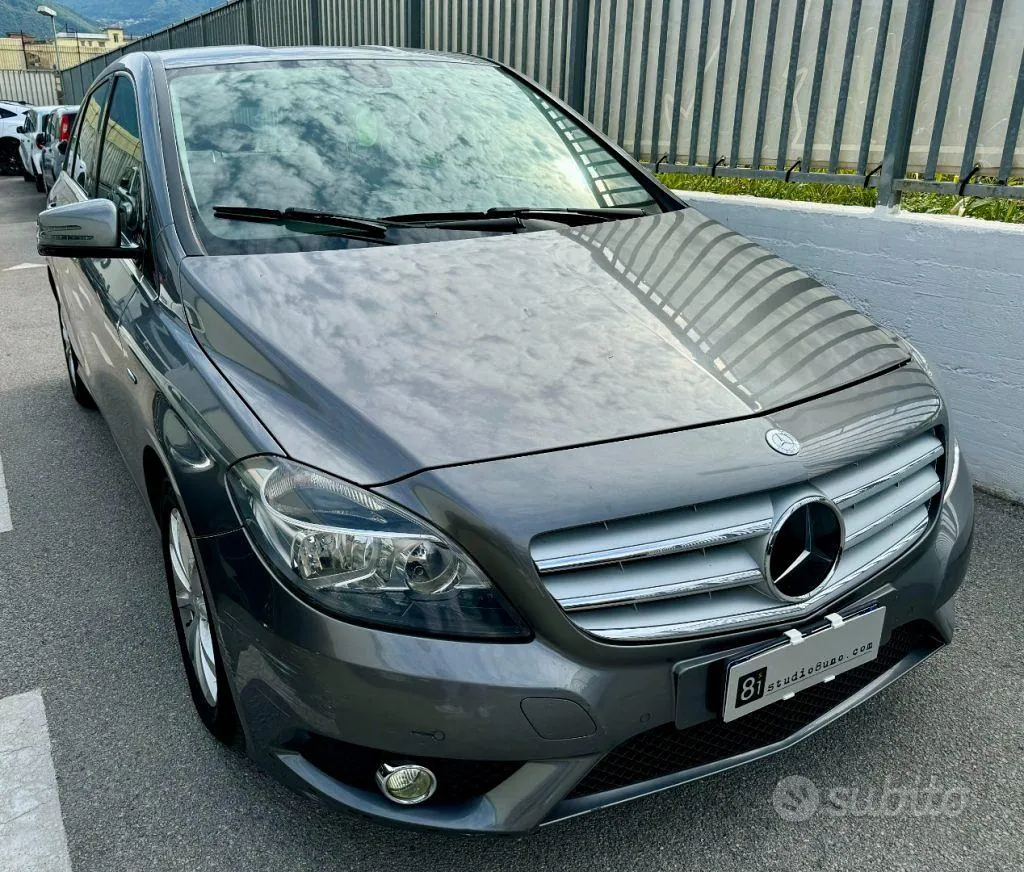 Mercedes-Benz B-Class 2012 photo 5