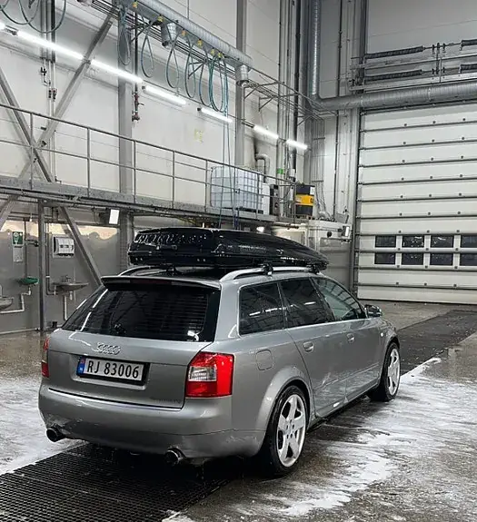 Audi A4 2005 photo 2
