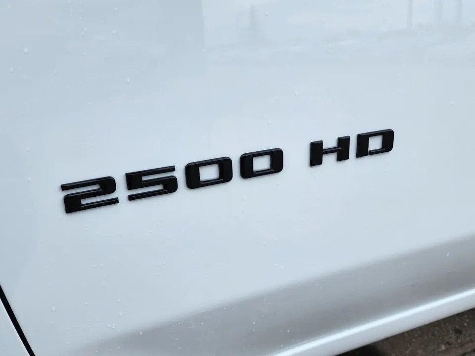 Chevrolet Silverado 2500Hd 2026 photo 5