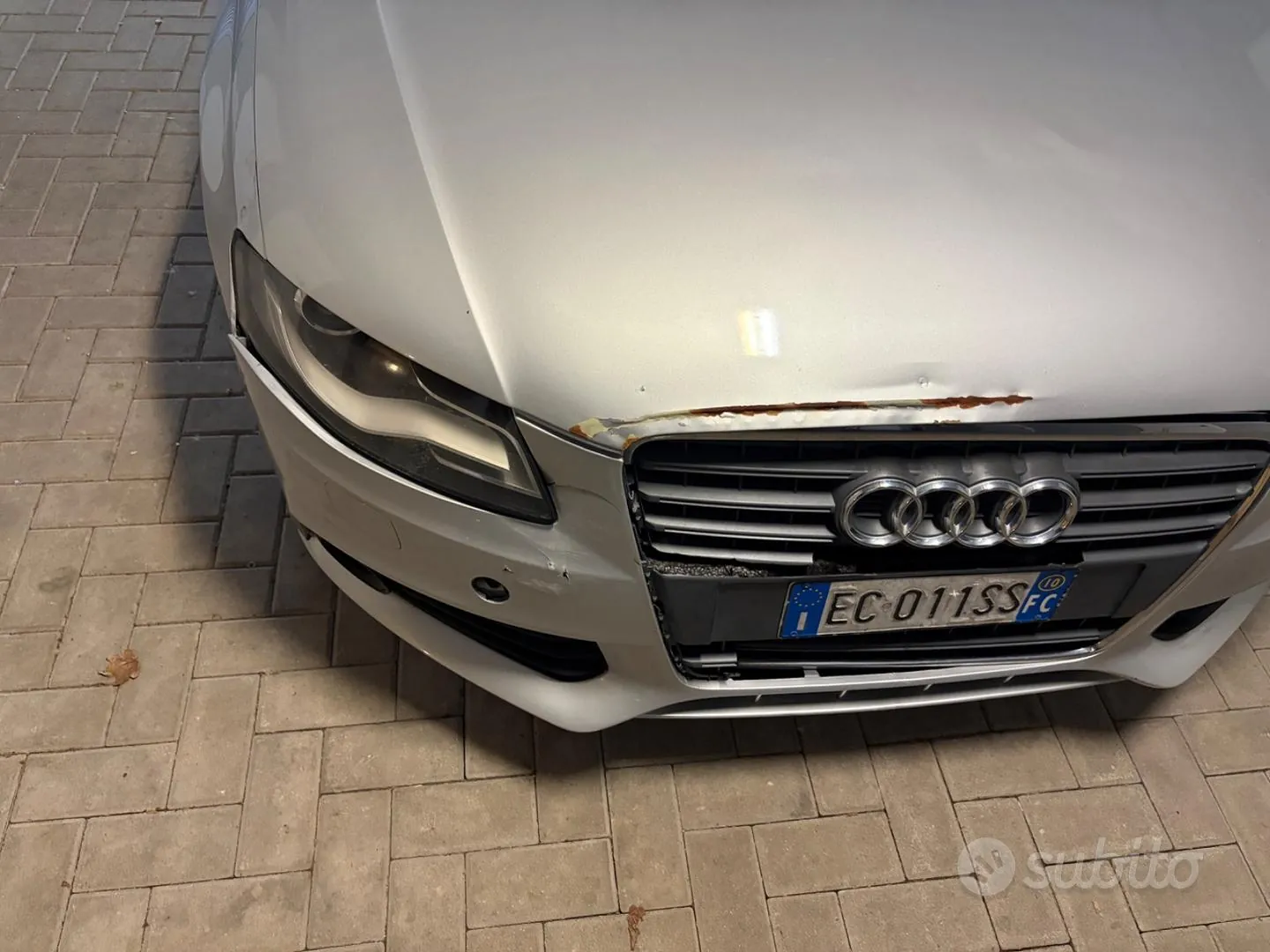 Audi A4 2010 photo 5