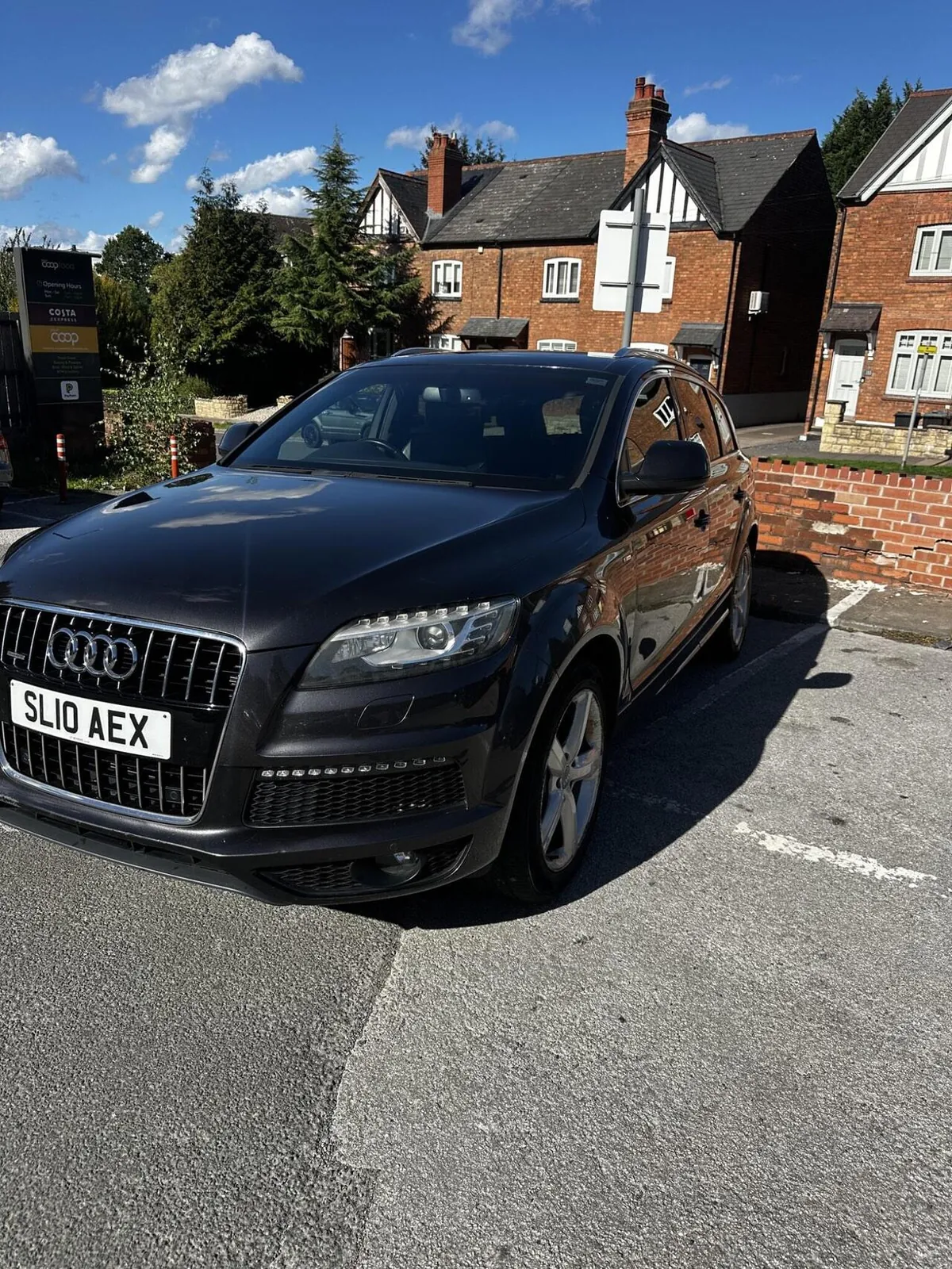 Audi Q7 2010 photo 4