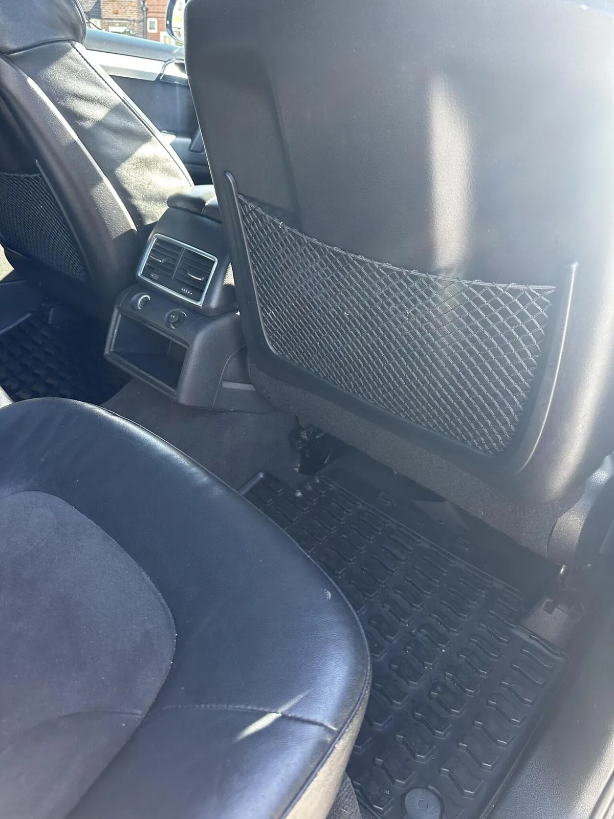 Audi Q7 2010 photo 5