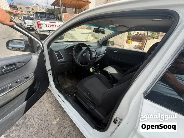 Hyundai I20 2014 photo 3