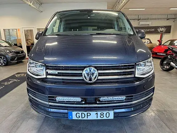 Volkswagen Multivan 2017 photo 2
