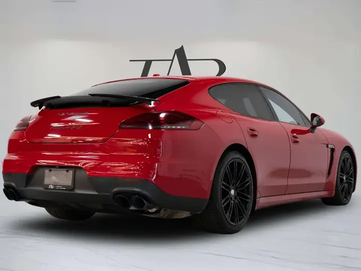 Porsche Panamera 2015 photo 4