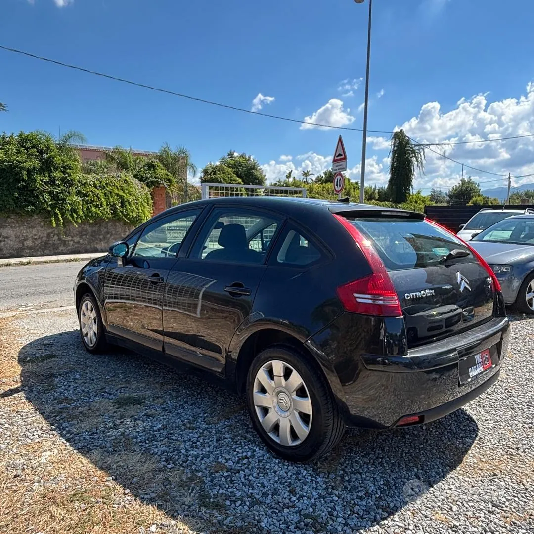 Citroen C4 2007 photo 3