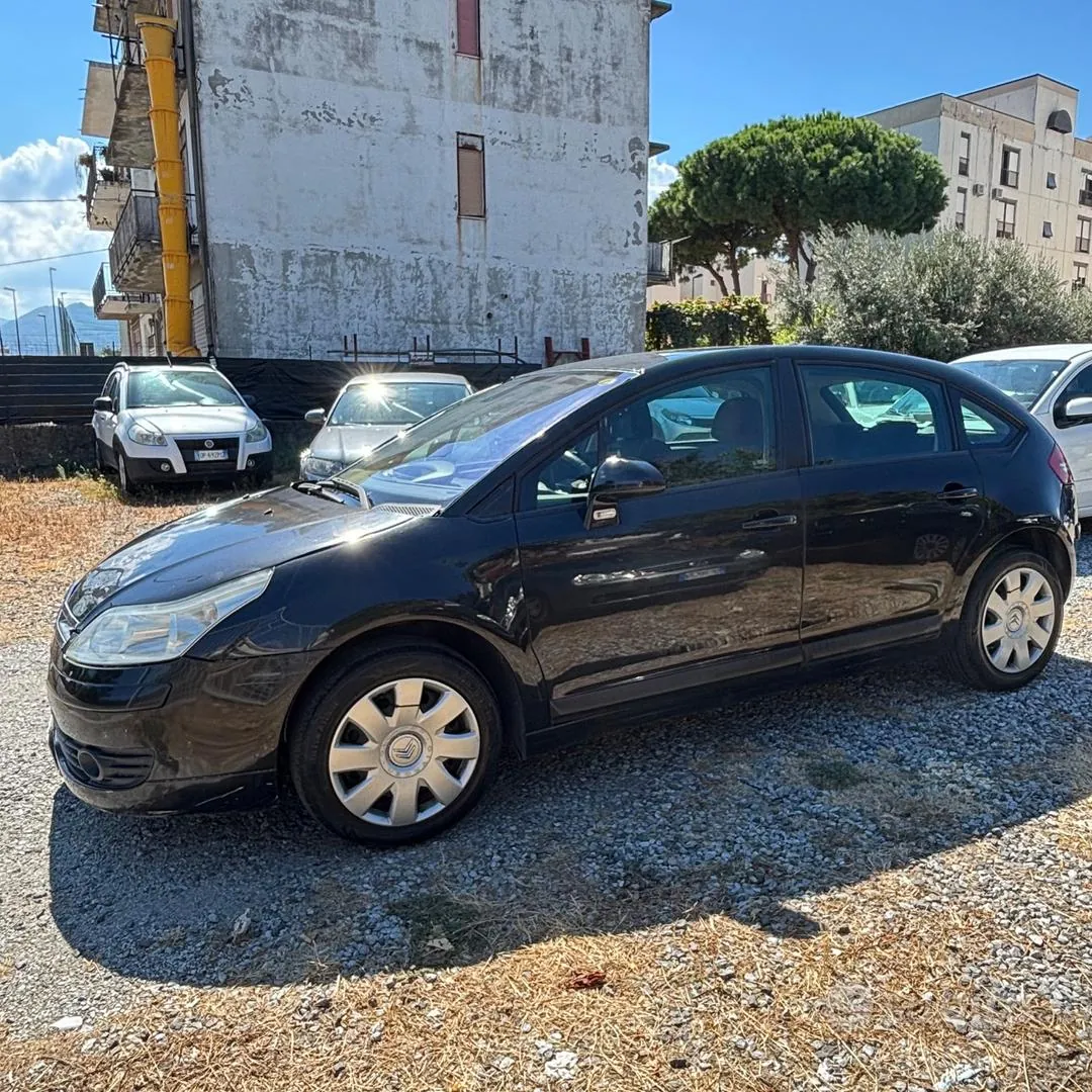 Citroen C4 2007 photo 2