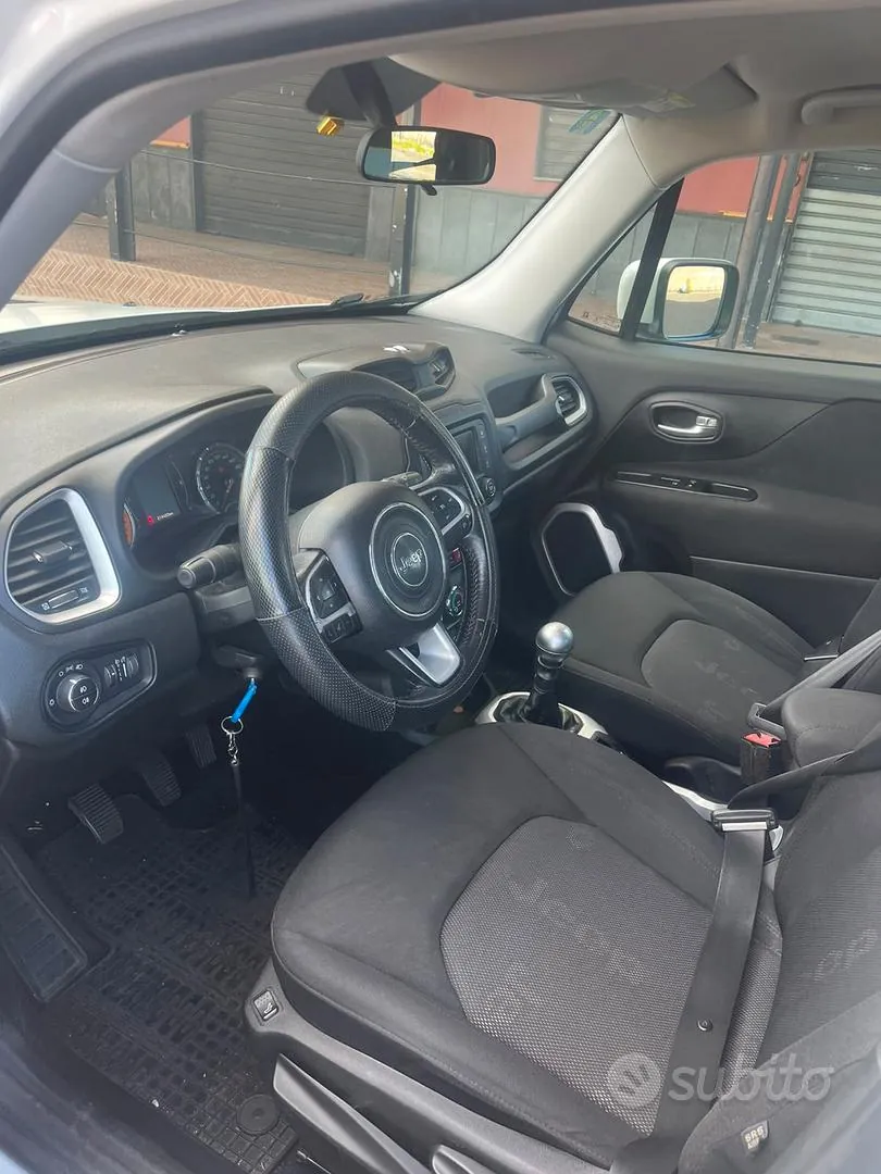 Jeep Renegade 2016 photo 5