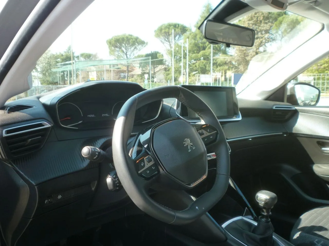 Peugeot 208 2021 photo 5