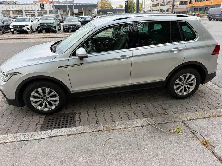 Volkswagen Tiguan 2023 photo 3