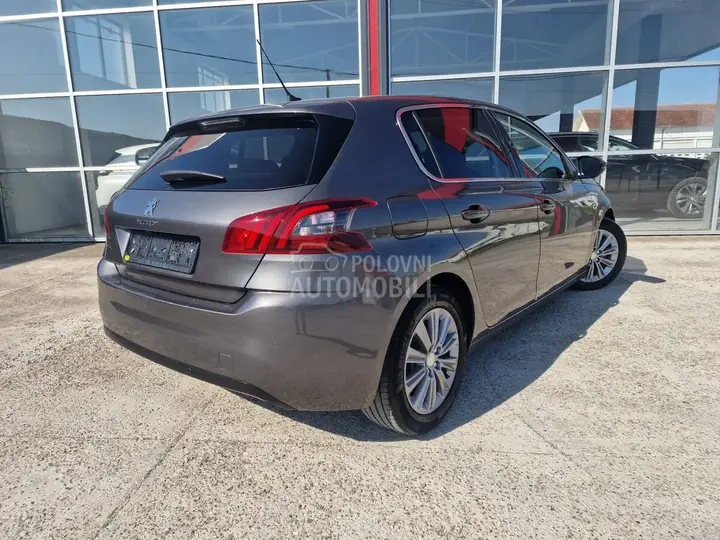 Peugeot 308 2021 photo 5