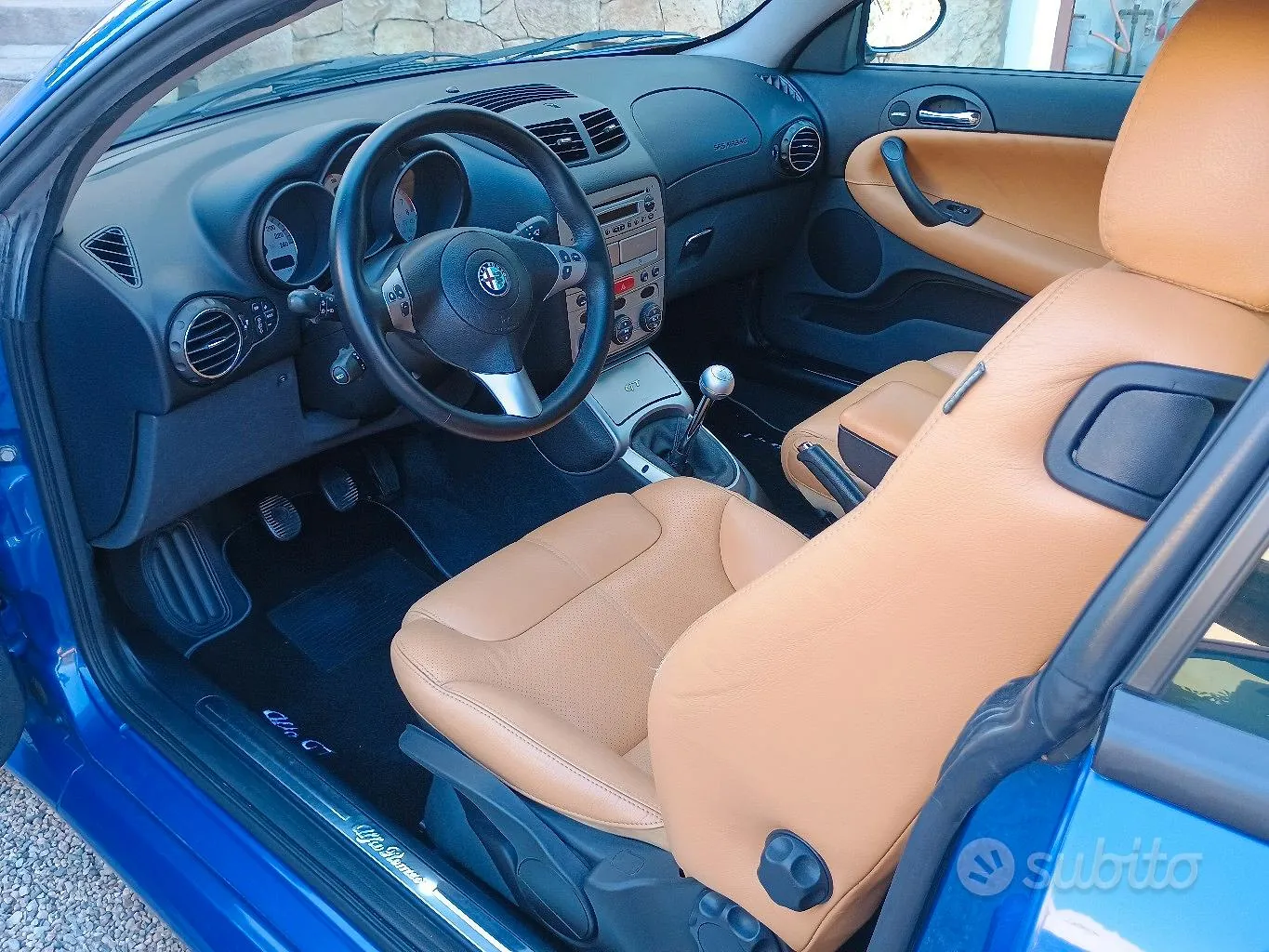 Alfa Romeo Gt 2004 photo 4