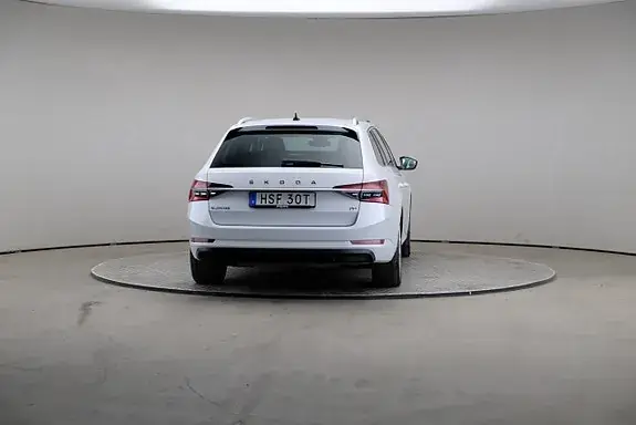 Skoda Superb 2023 photo 5