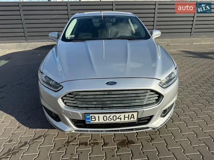 Ford Fusion 2016 photo 2