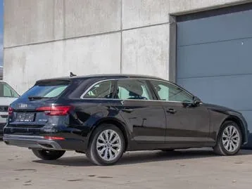 Audi A4 2019 photo 2