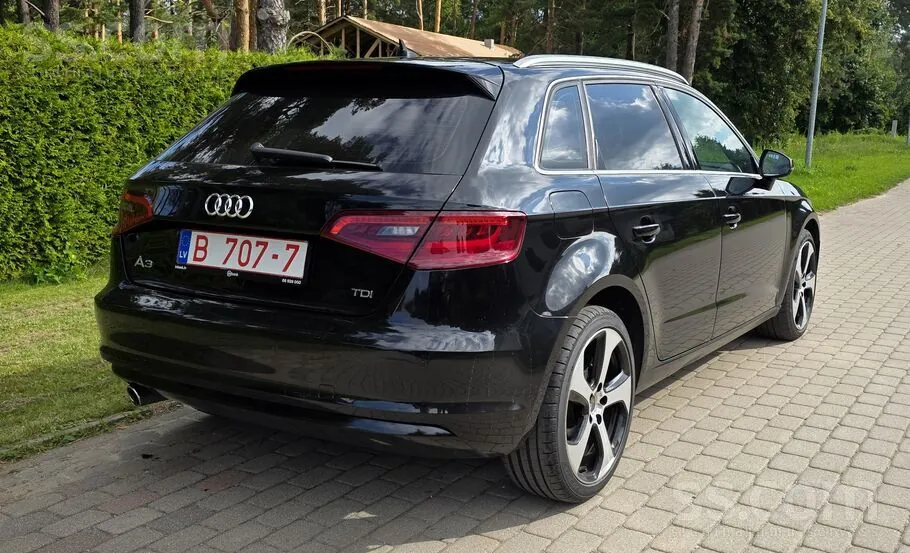 Audi A3 2015 photo 5