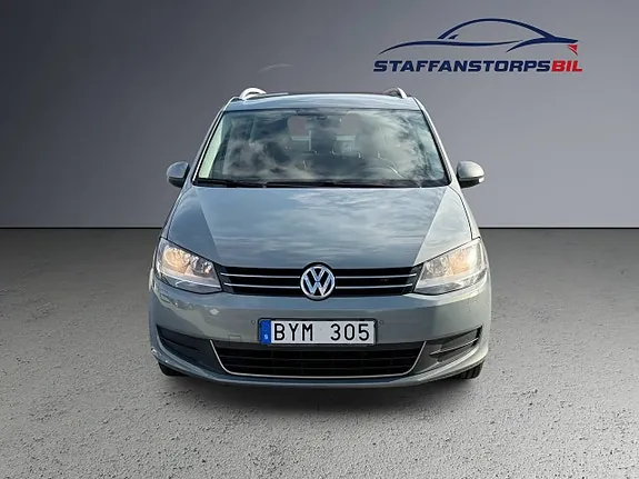 Volkswagen Sharan 2012 photo 2
