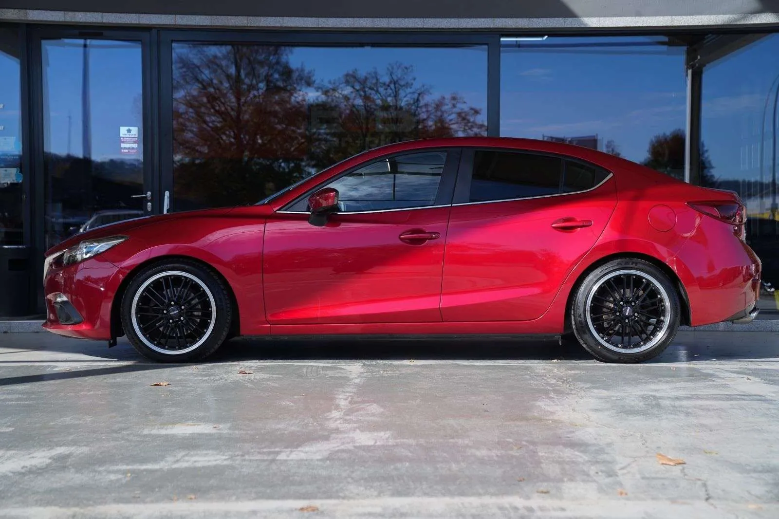 Mazda 3 2015 photo 2