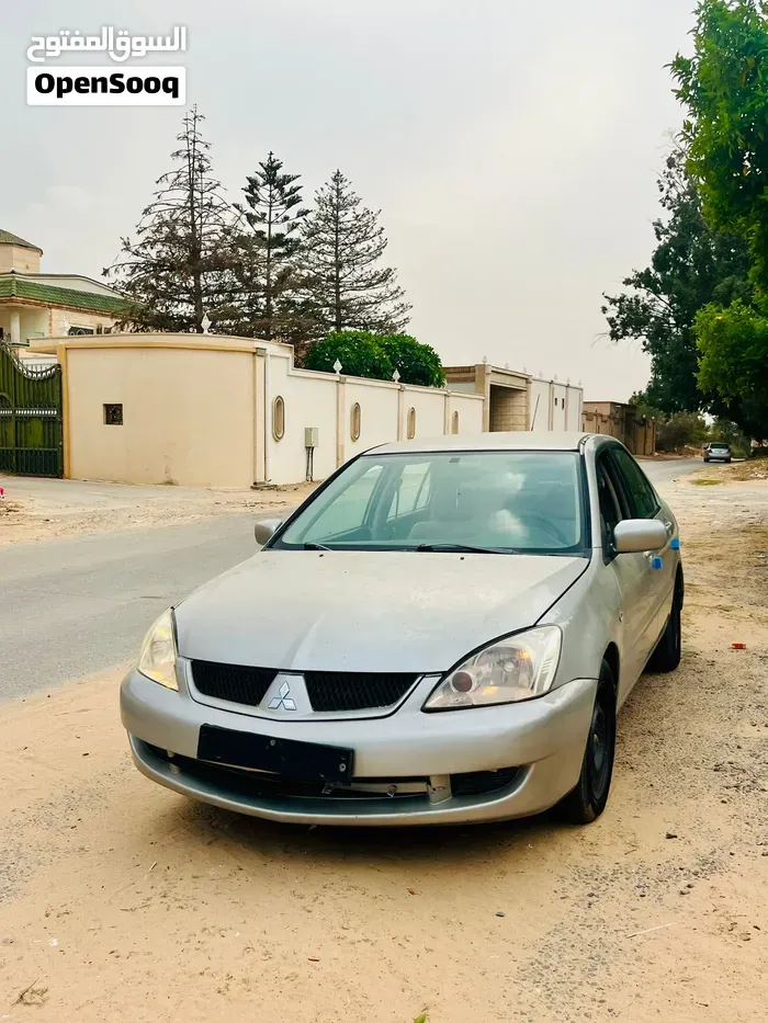Mitsubishi Lancer 2010 photo 3