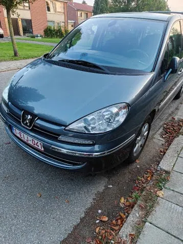 Peugeot 807