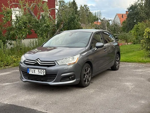 Citroen C4 2011 photo 2