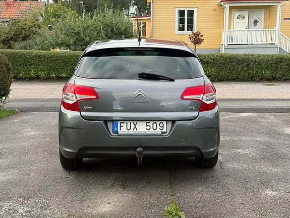Citroen C4 2011 photo 4