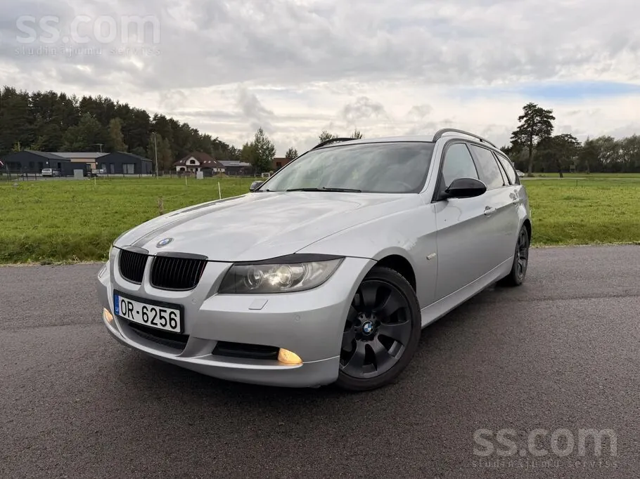 BMW 320