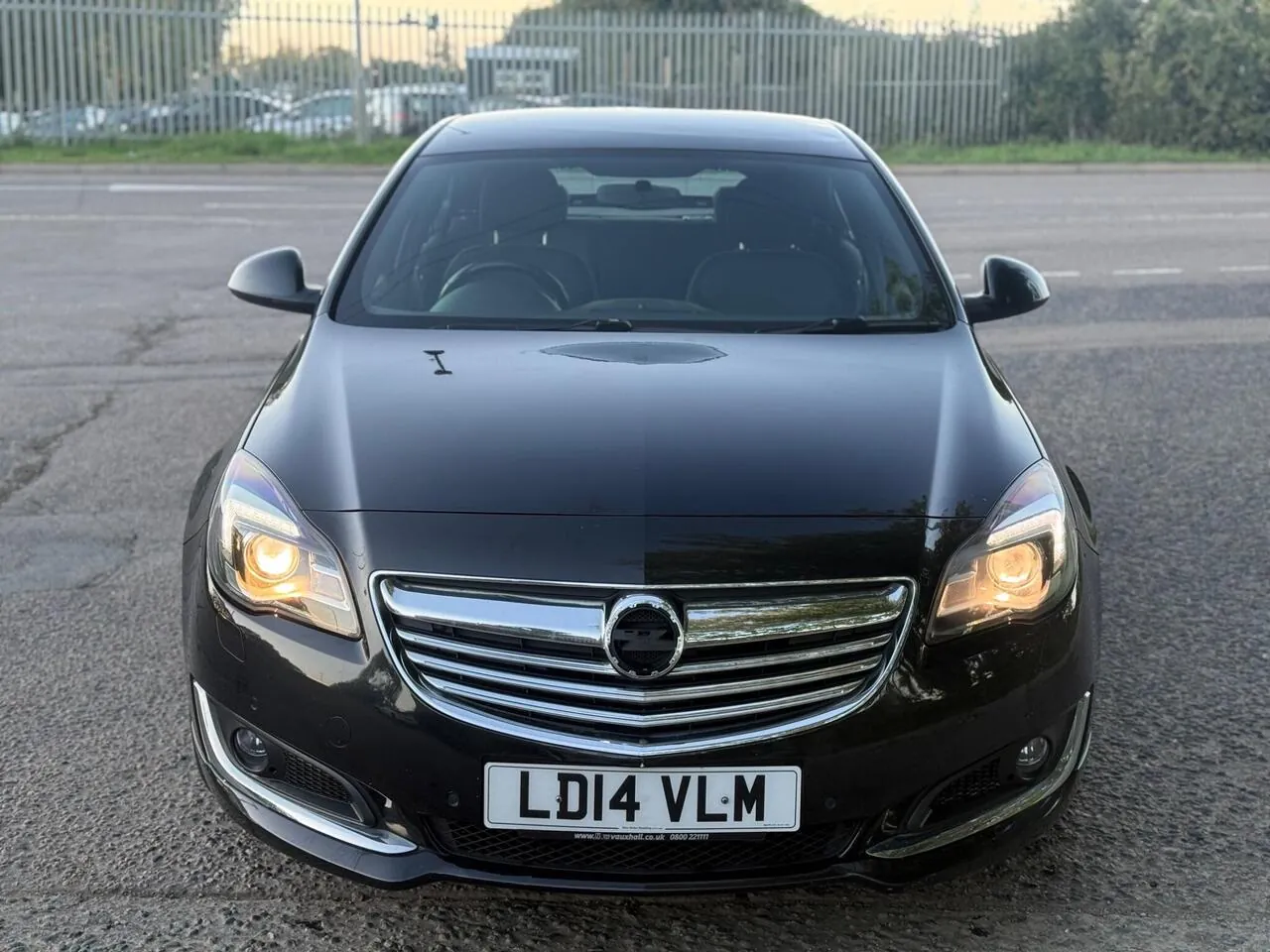 Vauxhall Insignia 2014 photo 3
