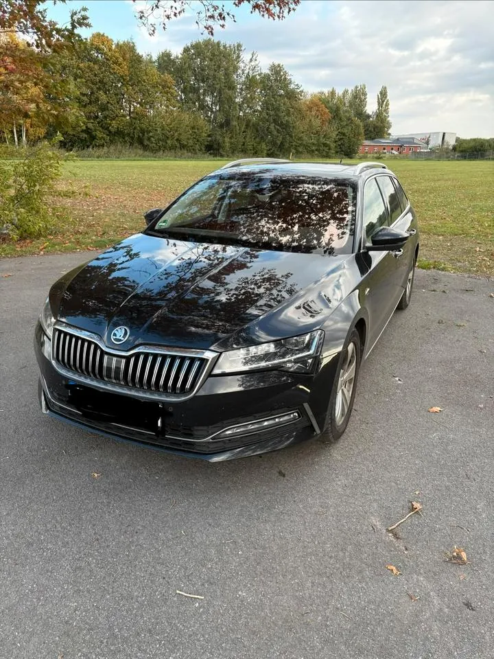 Skoda Superb Combi