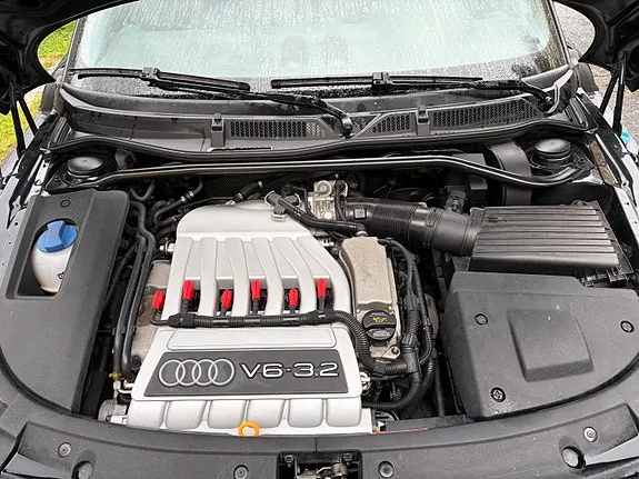 Audi Tt 2004 photo 5