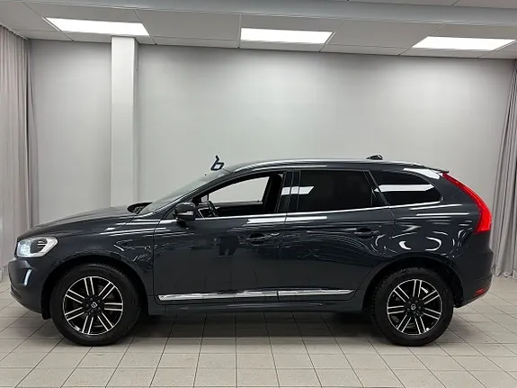 Volvo Xc60 2017 photo 2