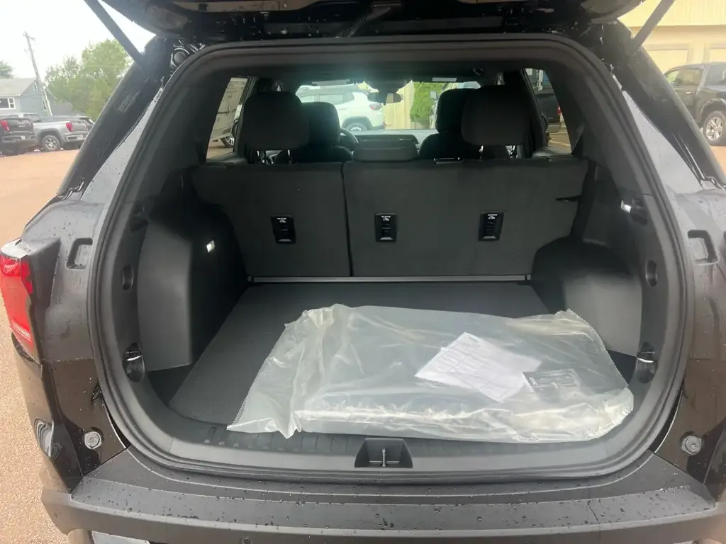 GMC Terrain 2027 photo 5