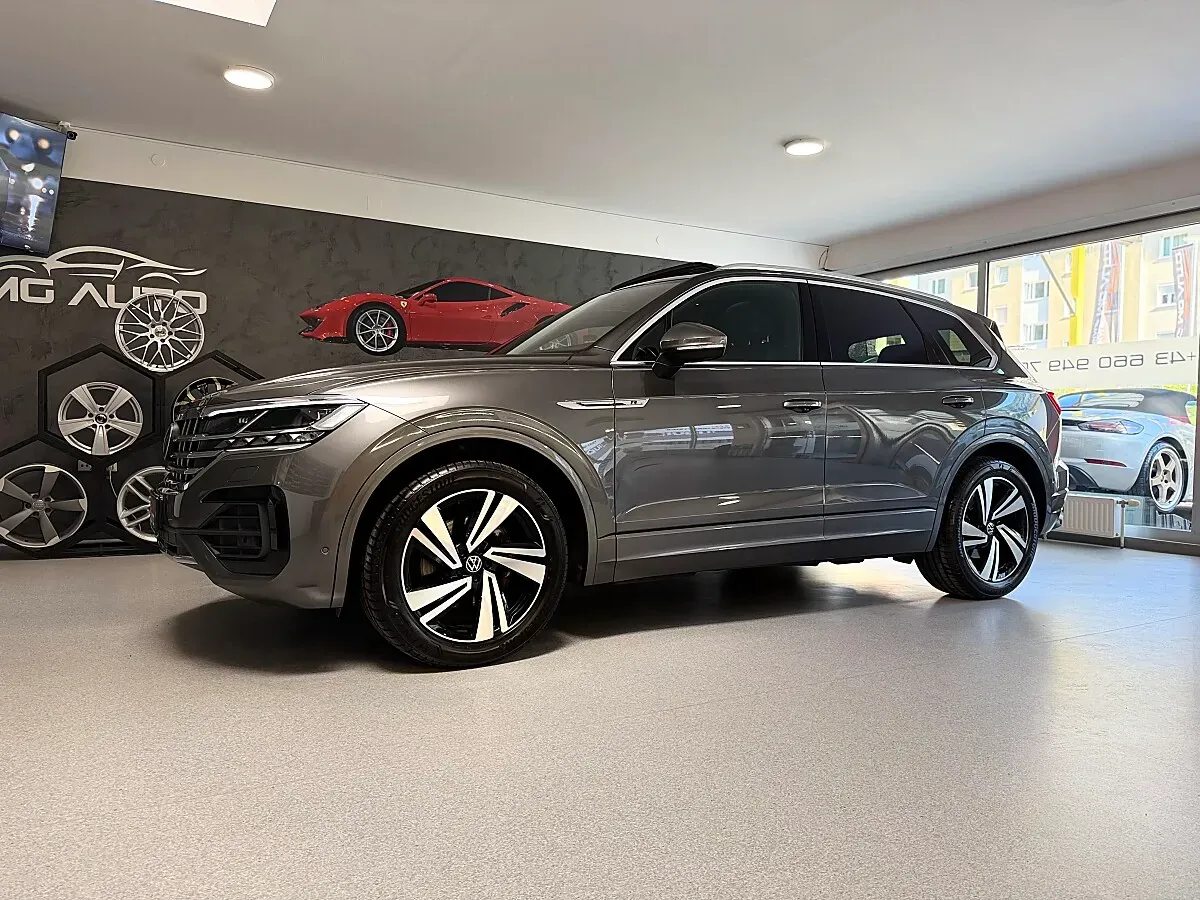 Volkswagen Touareg 2021 photo 3
