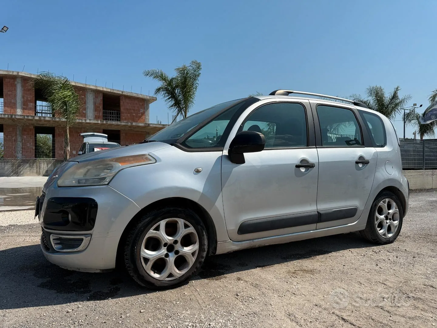 Citroen C3 Picasso 2010 photo 2