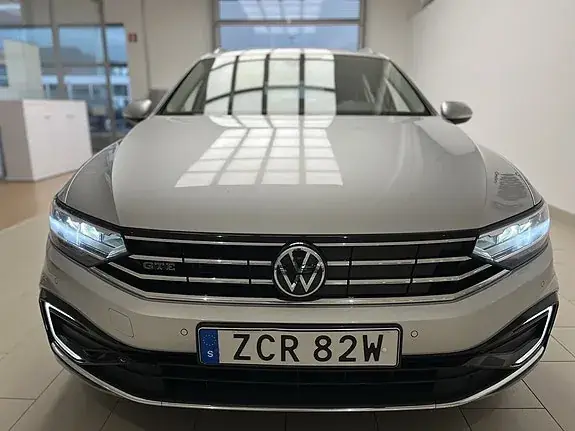 Volkswagen Passat 2021 photo 3