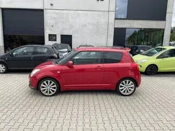 Suzuki Swift 2011 photo 3