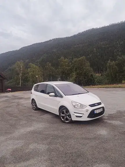 Ford S-Max