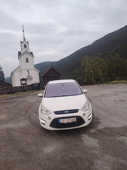 Ford S-Max 2010 photo 3