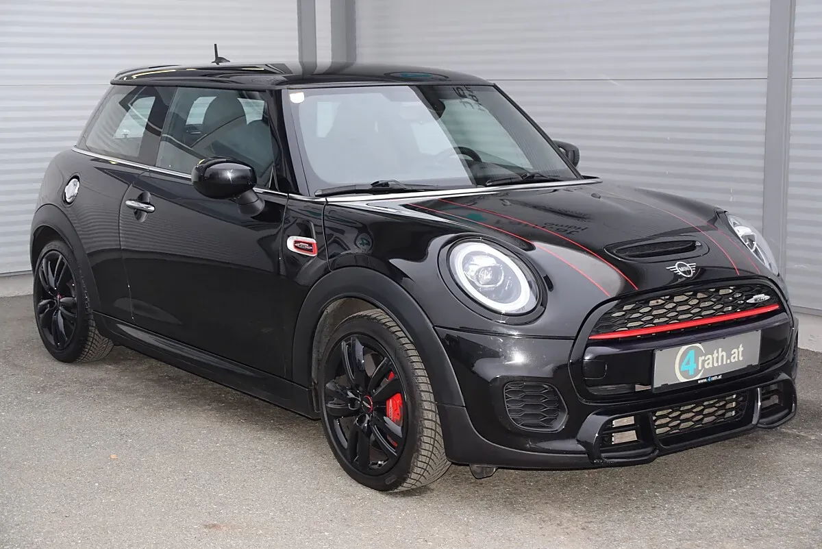 Mini John Cooper Works 2020 photo 2