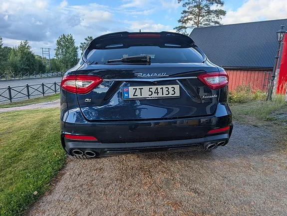 Maserati Levante 2018 photo 5