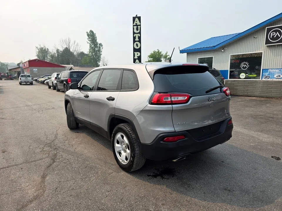 Jeep Cherokee 2016 photo 3